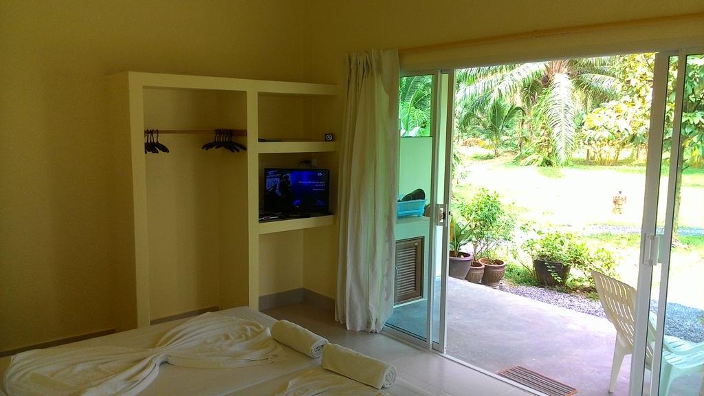 Aathid Garden Khao Lak Villa ห้อง รูปภาพ