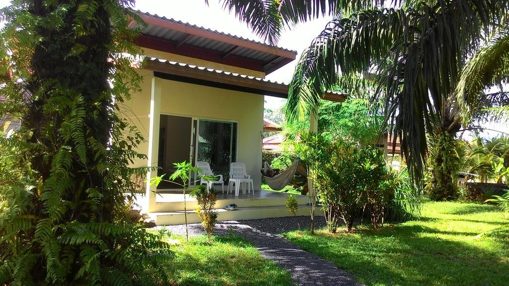 Aathid Garden Khao Lak Villa ห้อง รูปภาพ