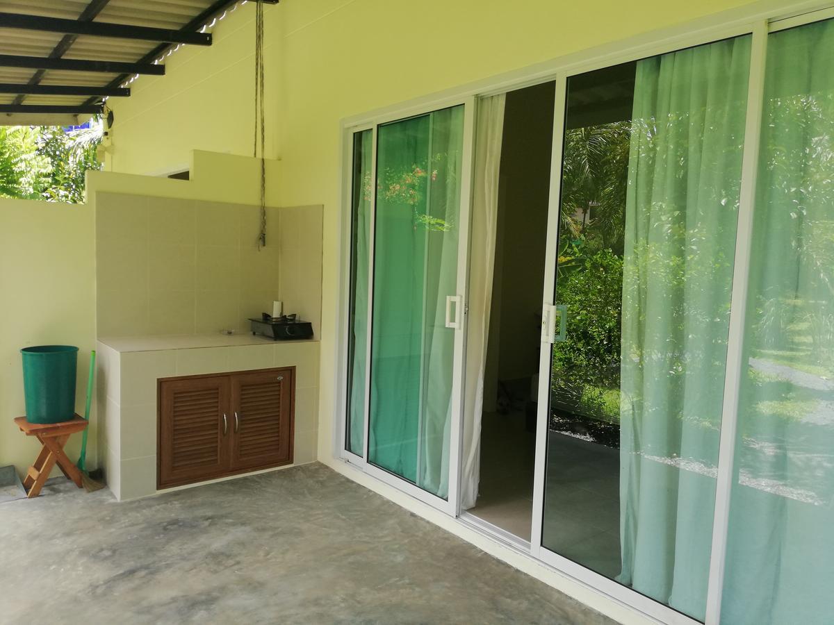 Aathid Garden Khao Lak Villa ภายนอก รูปภาพ