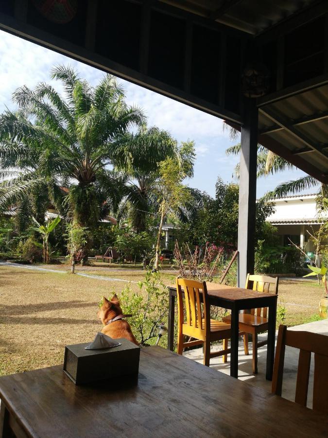 Aathid Garden Khao Lak Villa ภายนอก รูปภาพ